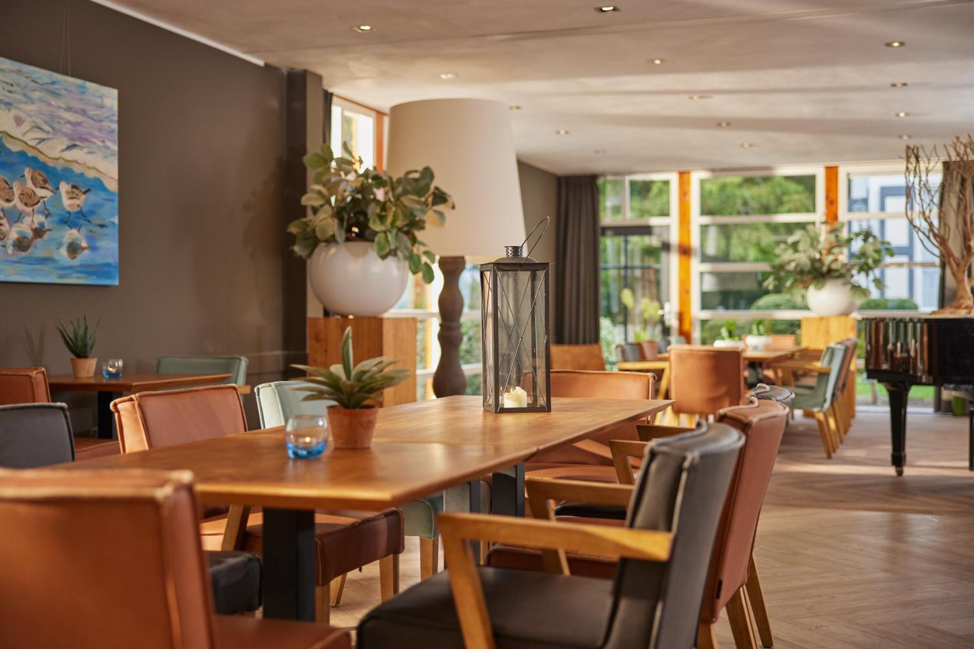 Romantik Badhotel Renesse Exteriör bild