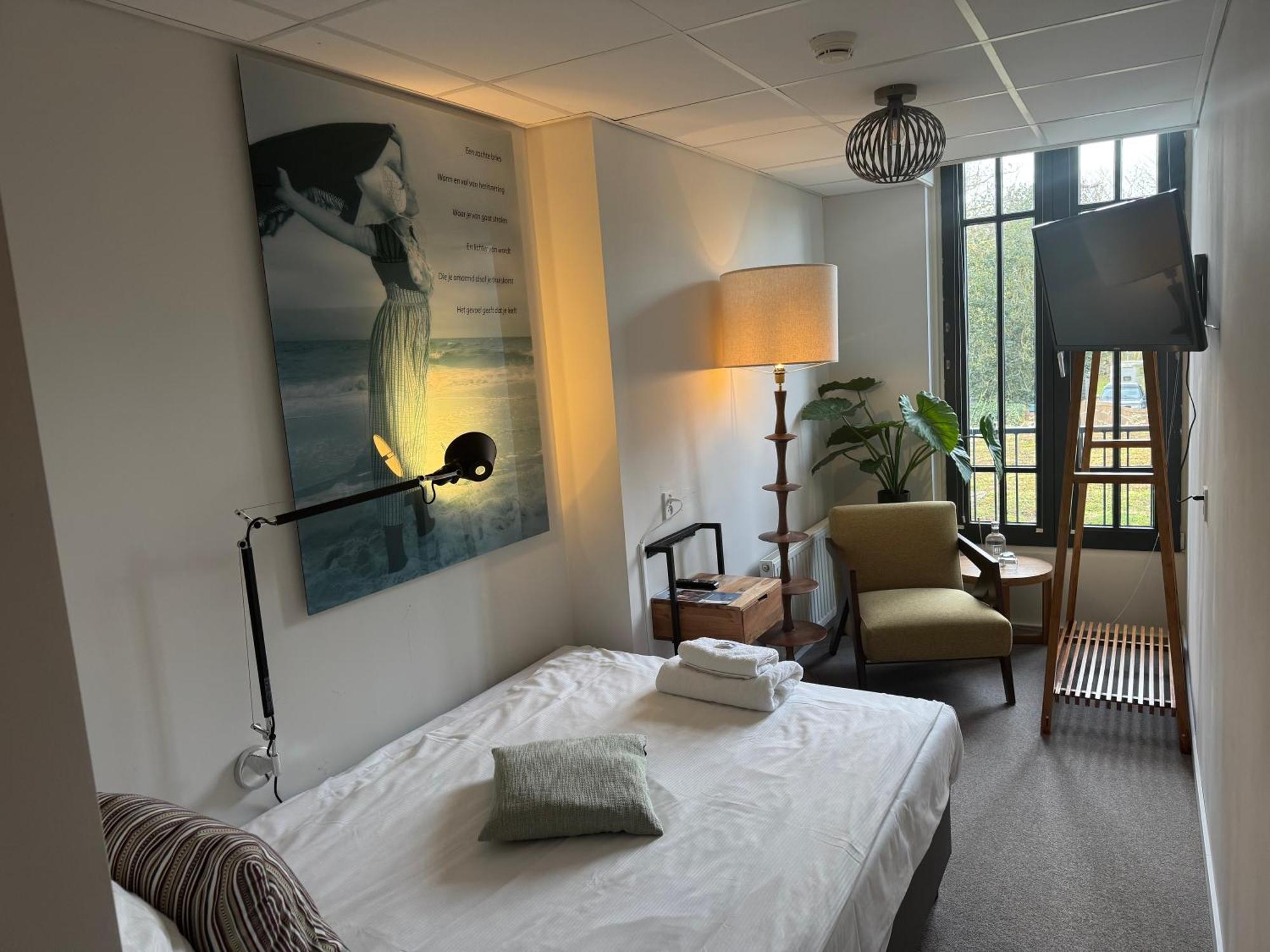 Romantik Badhotel Renesse Exteriör bild