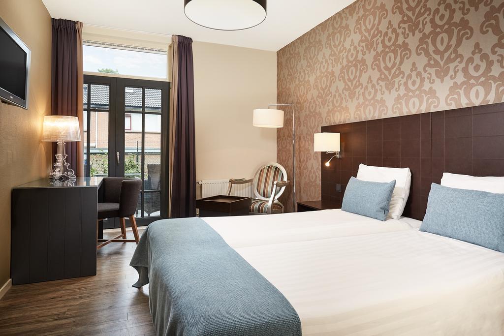Romantik Badhotel Renesse Exteriör bild